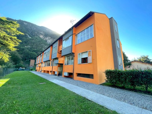 appartamento in vendita a Venzone in zona Carnia