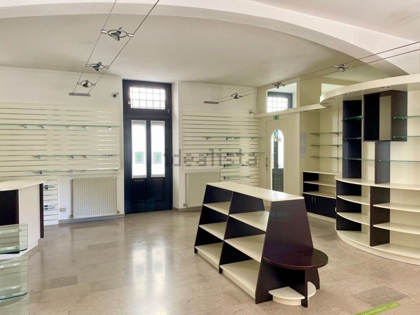 ufficio in vendita a Venzone