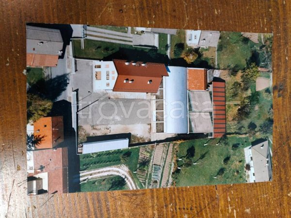 casa indipendente in vendita a Villa Santina