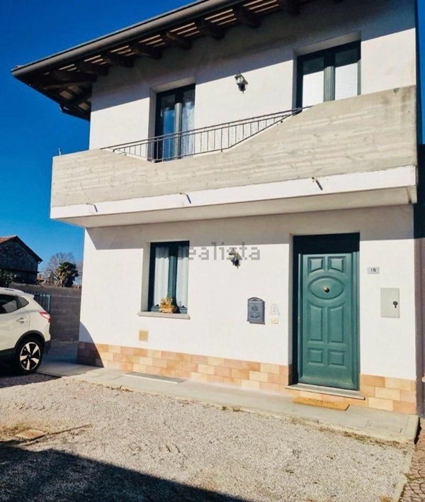 casa indipendente in vendita a Visco