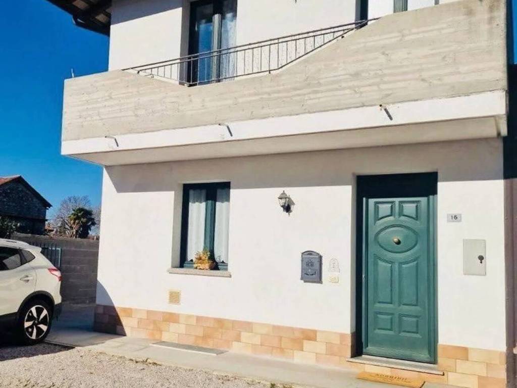 casa indipendente in vendita a Visco