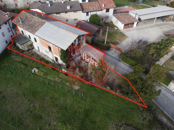 casa indipendente in vendita a Visco