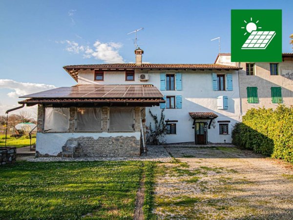 casa indipendente in vendita a Visco