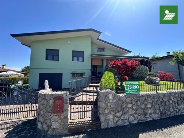 casa indipendente in vendita a Visco