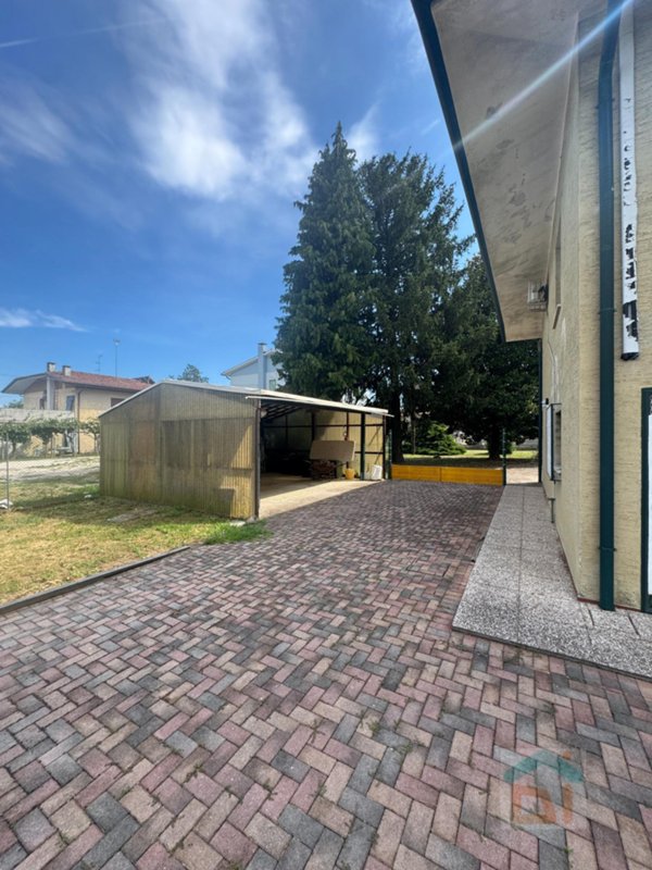 casa indipendente in vendita a Visco
