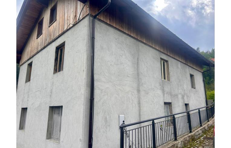 casa indipendente in vendita a Zuglio