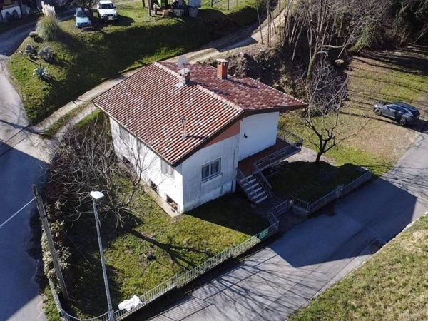 casa indipendente in vendita a Forgaria nel Friuli