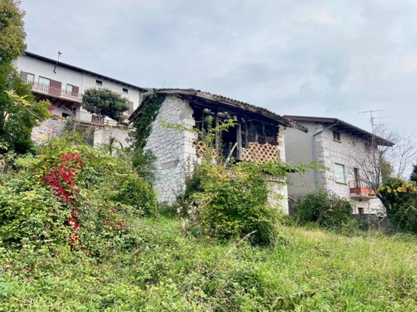 casale in vendita a Forgaria nel Friuli