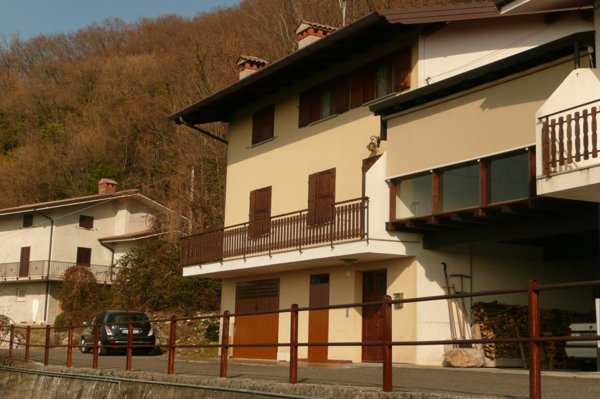 casa indipendente in vendita a Forgaria nel Friuli