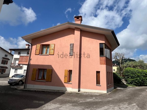 appartamento in vendita a Forgaria nel Friuli in zona Flagogna