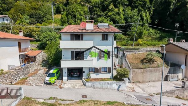 appartamento in vendita a Forgaria nel Friuli in zona Cornino