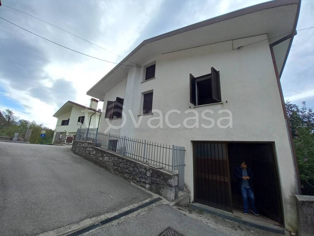 casa indipendente in vendita a Forgaria nel Friuli in zona Cornino