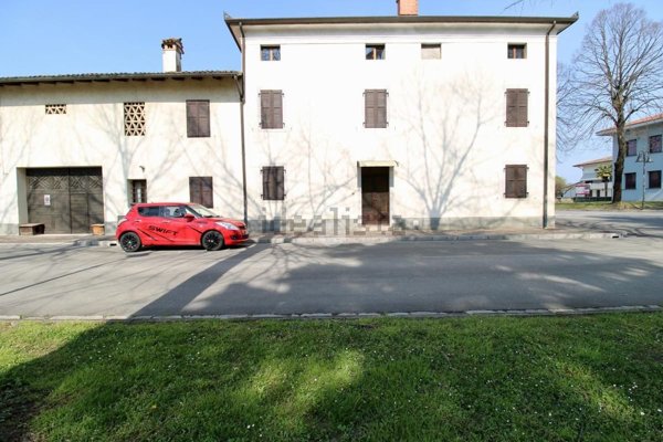 casa semindipendente in vendita a Campolongo Tapogliano