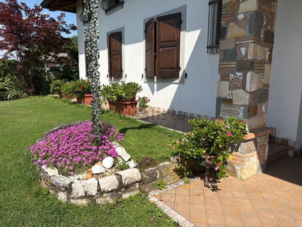casa indipendente in vendita a Campolongo Tapogliano