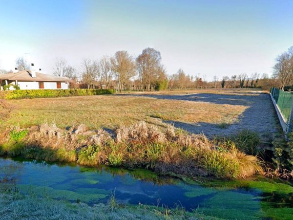 terreno agricolo in vendita a Rivignano Teor in zona Rivignano
