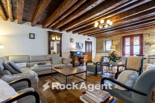 casa indipendente in vendita a Rivignano Teor