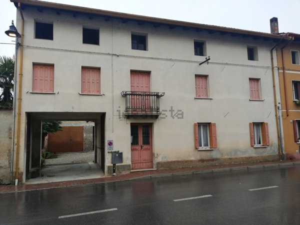 casa indipendente in vendita a Rivignano Teor