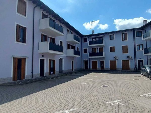 appartamento in vendita a Rivignano Teor in zona Rivignano