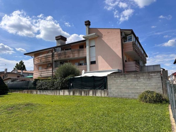 appartamento in vendita a Rivignano Teor in zona Rivignano