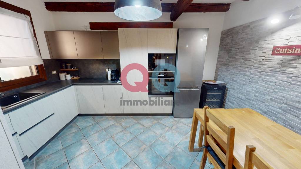casa indipendente in vendita a Rivignano Teor in zona Rivignano