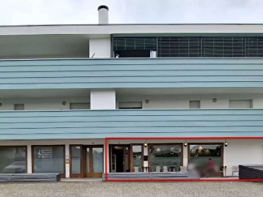 negozio in vendita a Rivignano Teor in zona Rivignano