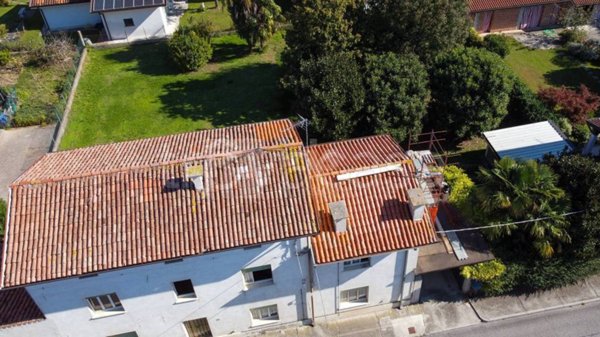 casa indipendente in vendita a Rivignano Teor