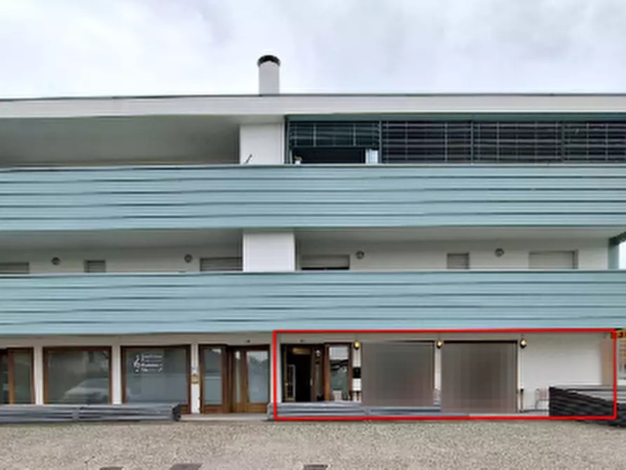 negozio in vendita a Rivignano Teor in zona Rivignano