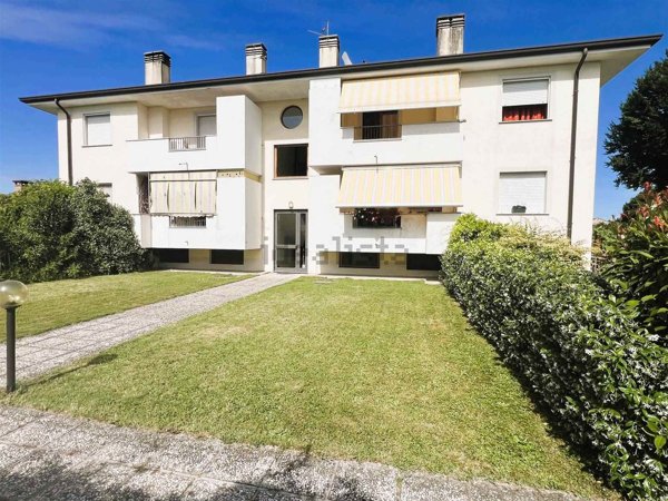 appartamento in vendita a Rivignano Teor in zona Rivignano