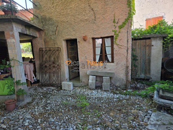 casa indipendente in vendita a Rivignano Teor in zona Rivignano