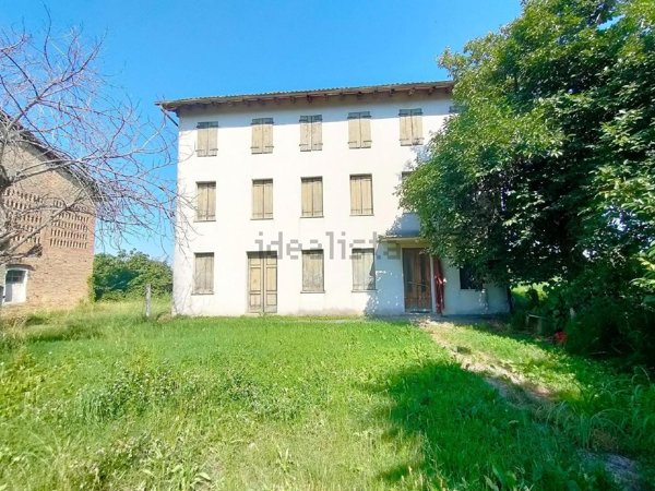 casale in vendita a Rivignano Teor in zona Rivignano