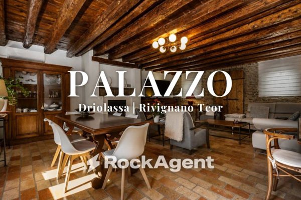 casa indipendente in vendita a Rivignano Teor in zona Driolassa