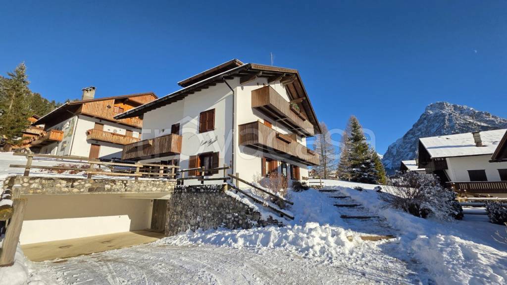 appartamento in vendita a Sappada in zona Lerpa