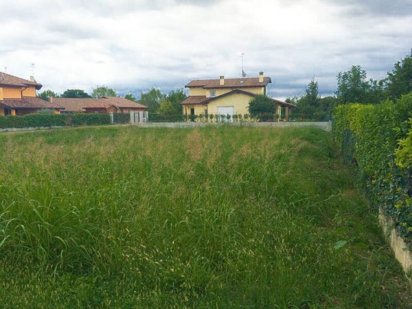 bifamiliare in vendita a Fiumicello Villa Vicentina in zona Fiumicello