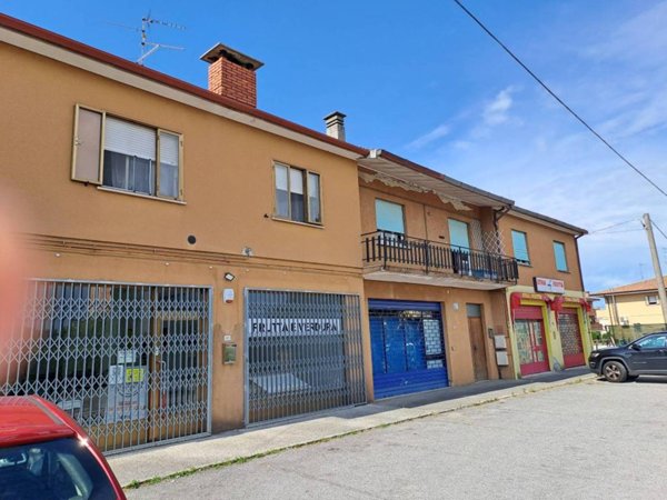 casa indipendente in vendita a Fiumicello Villa Vicentina in zona Papariano