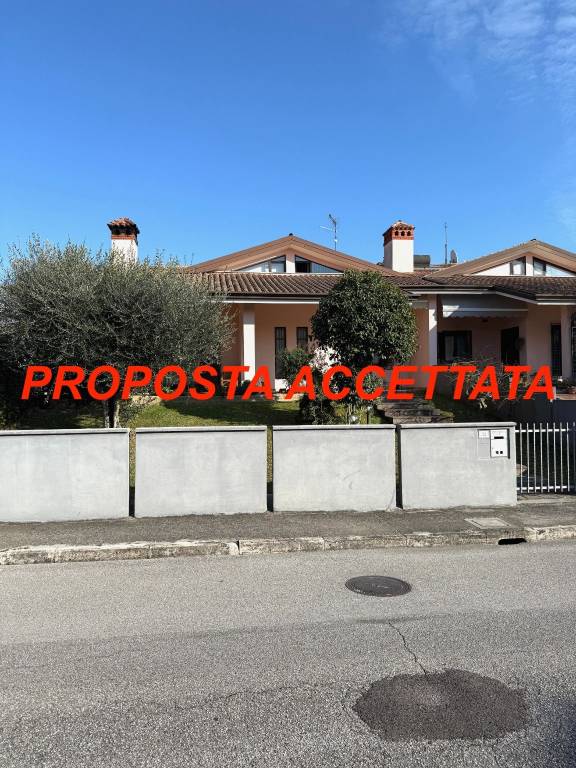 casa indipendente in vendita a Fiumicello Villa Vicentina