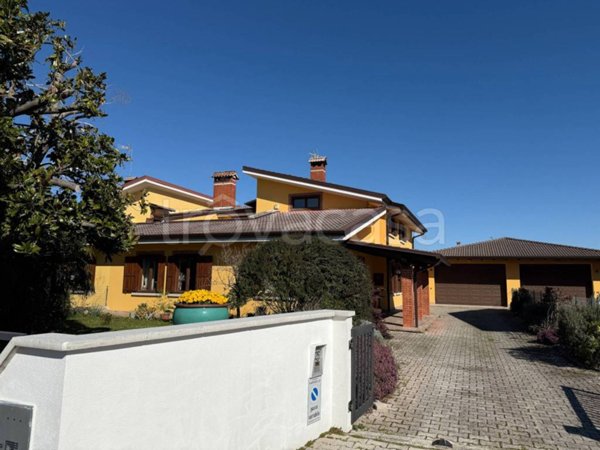 casa indipendente in vendita a Fiumicello Villa Vicentina in zona Fiumicello