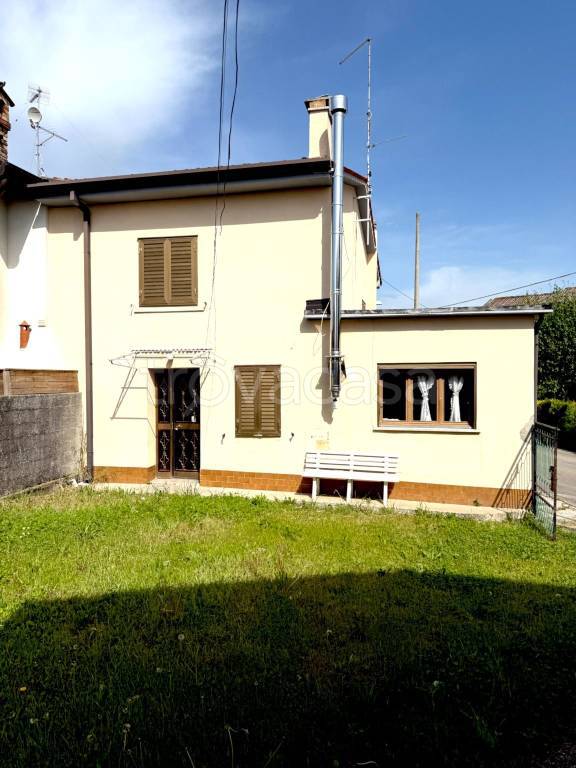 casa indipendente in vendita a Fiumicello Villa Vicentina in zona San Lorenzo