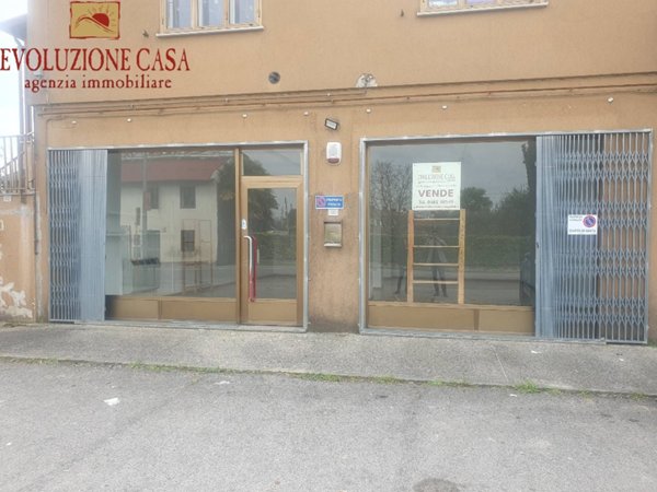 casa indipendente a Fiumicello Villa Vicentina in zona Villa Vicentina