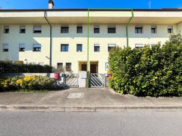 casa indipendente in vendita a Fiumicello Villa Vicentina in zona San Valentino