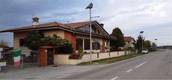 casa indipendente in vendita a Fiumicello Villa Vicentina in zona Fiumicello