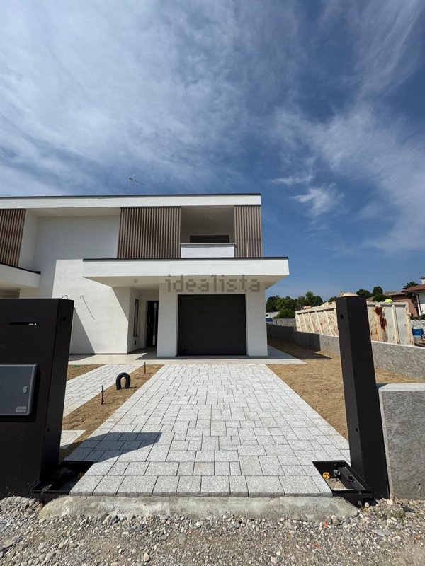 casa indipendente in vendita a Fiumicello Villa Vicentina