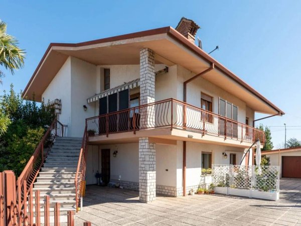 casa indipendente in vendita a Fiumicello Villa Vicentina