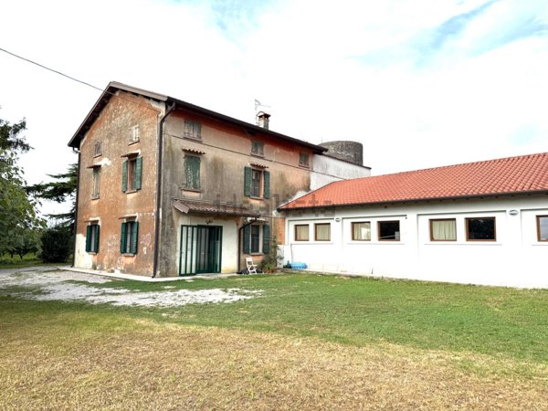 casa indipendente in vendita a Fiumicello Villa Vicentina
