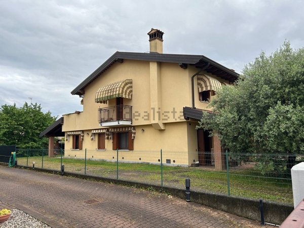 casa indipendente in vendita a Fiumicello Villa Vicentina