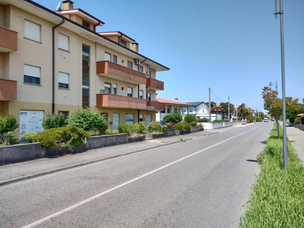 casa indipendente in vendita a Fiumicello Villa Vicentina in zona San Valentino