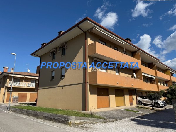 casa indipendente in vendita a Fiumicello Villa Vicentina in zona Papariano