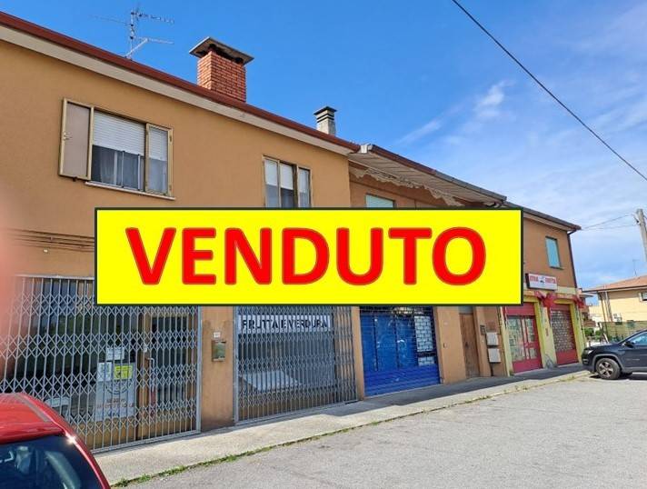 casa indipendente in vendita a Fiumicello Villa Vicentina in zona Papariano