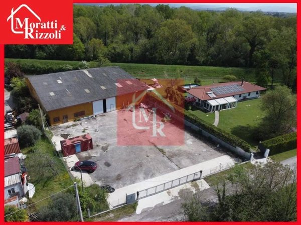 casa indipendente in vendita a Fiumicello Villa Vicentina in zona Papariano