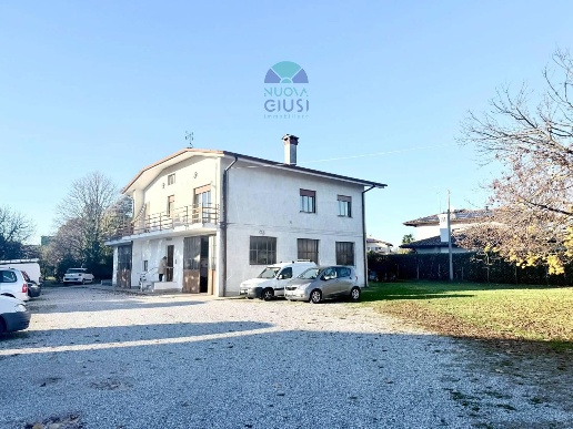 casa indipendente in vendita a Fiumicello Villa Vicentina in zona San Valentino