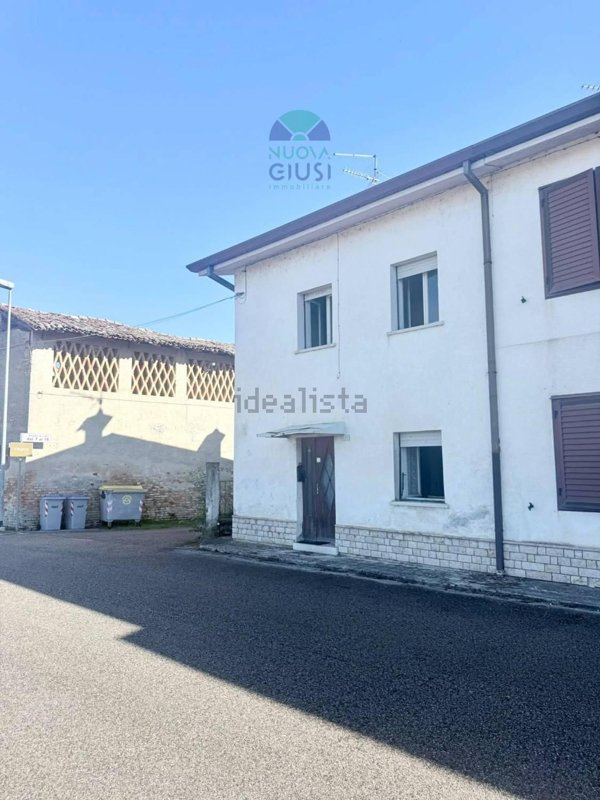 casa indipendente in vendita a Fiumicello Villa Vicentina in zona Fiumicello